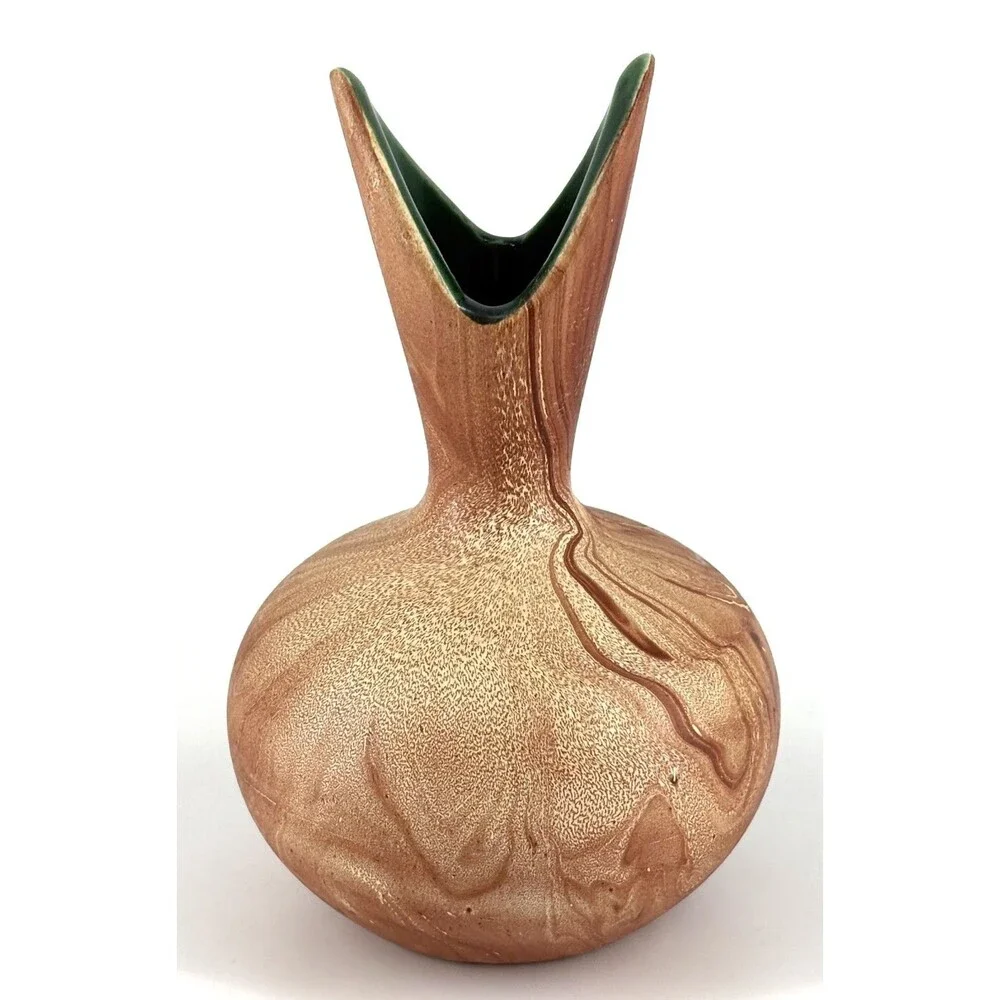 VTG Rocky Mountain pottery vase 